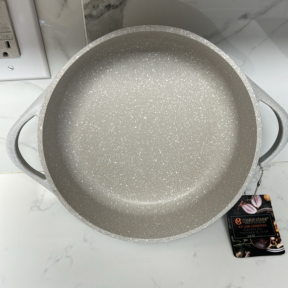 Master class premium collection 2.6 QT casserole - Picture 4 of 9